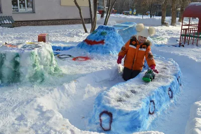 Зимние постройки из снега в детском саду фото фотографии