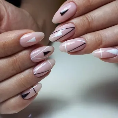 alenanails0721 - Абстракция на ногтях , самый привлекательный дизайн ,  который полюбили мои девчонки .🫣💅🏻🤍 #маникюр#яркийманикюр#квадрат  #квадратныеногти #квадратныеногтидизайн #четкийквадратнаногтях  #миндальныеногти #миндаль #маникюрдизайн ...