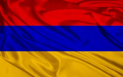 Чехол с гербом и флагом Республики Армения с именем, фамилией на английском  языке для iPhone 13 силиконовый купить недорого в интернет-магазине Caseme