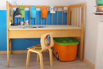 Дизайнерские детские столы - купить в интернет-магазине