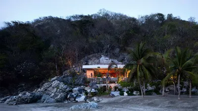 Дом с бассейном на скале у океана - Блог \"Частная архитектура\"