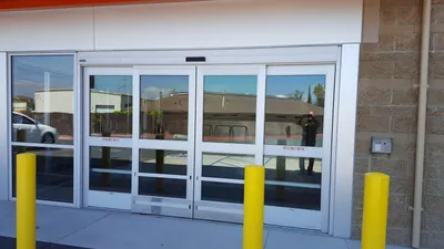 Dura-Guard 2000/3000 Heavy Duty Automatic Sliding Door | STANLEY Access  Technologies