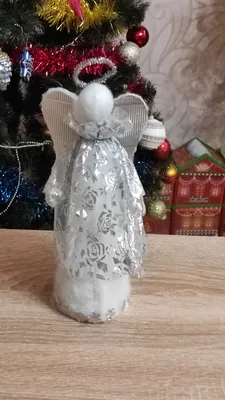 Вышитое украшение на елку - кружевной Ангел Рождества