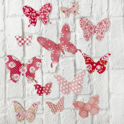 коллекция бабочек на стене стоковое фото. изображение насчитывающей фото -  220409556