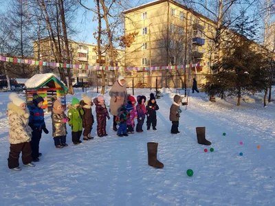 Зимняя прогулка с детьми в детском саду