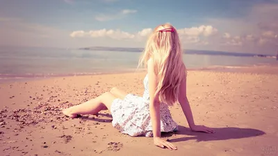 девушка на пляже без лица｜Пошук у TikTok
