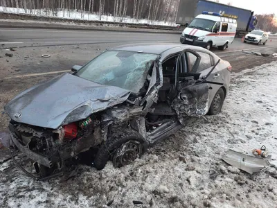 Два человека оказались в больнице после ДТП на дорогах района | 04.12.2023  | Кирово-Чепецк - БезФормата