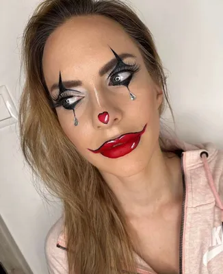 Быстрый и эффектный макияж на Хэллоуин: друзья будут в ужасном восторге -  Красота - WomanHit.ru