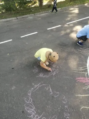 BB.lv: Можно ли в Риге рисовать мелками на асфальте?