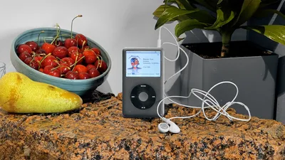 Now Is a Great Time to Go Back to an Old iPod | GQ
