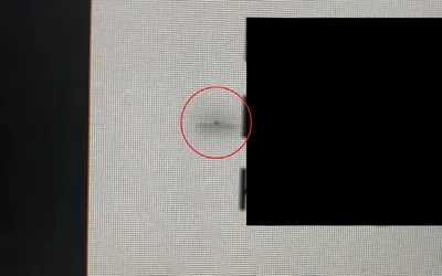 Ремонт битого пикселя\" или устраняем внезапно появившуюся чёрную точку с  затенением на экране | Пикабу