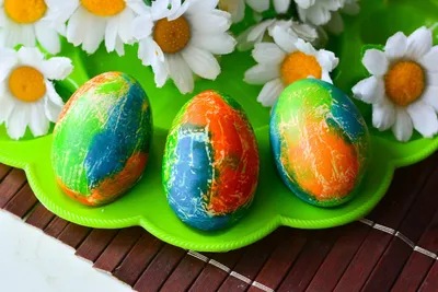 Как покрасить яйца салфетками на Пасху, пошаговый рецепт с фото
