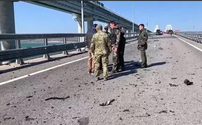 Смертельная прогулка по Троицкому мосту в Петербурге попала на видео |  происшествия | АиФ Санкт-Петербург