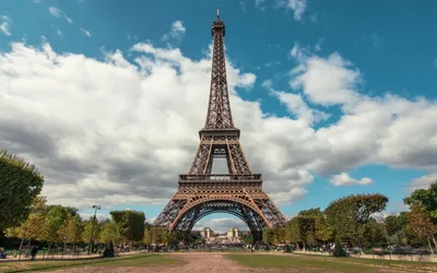 Обои Eiffel tower Города Париж (Франция), обои для рабочего стола,  фотографии eiffel tower, города, париж , франция, эйфелева, башня, париж  Обои для рабочего стола, скачать обои картинки заставки на рабочий стол.