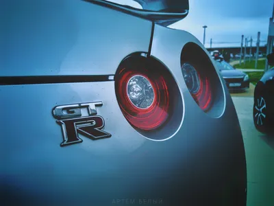 Картинка Nissan GT-R R35 Nismo белых авто