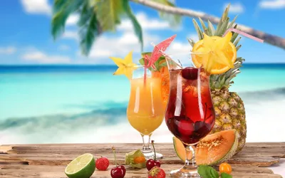 Экзотические напитки в летний отпуск - обои на рабочий стол