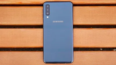 Samsung Galaxy A7 (2018): Обзор новинки с широкоугольной камерой - YouTube