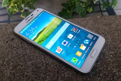 Galaxy S5 Review: At Last, Samsung Decides That Less Is More | TIME