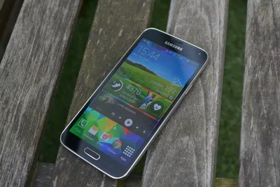 Samsung Galaxy S5 is a phone with heart