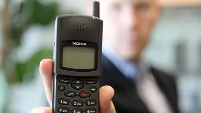 Возрожденный Nokia 8000 оказался не похож на культовый мобильник нулевых -  РИА Новости, 10.11.2020