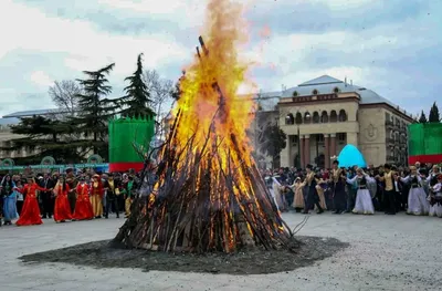 Наурыз. Новруз Байрам - презентация онлайн