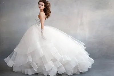 Свадебные платья в Омске: цены, каталог платьев для свадьбы в салоне  «Boudoir»