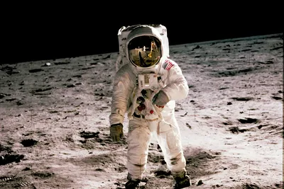 Иллюстрация 3d космонавт на луне в стиле 3d, game dev, реклама