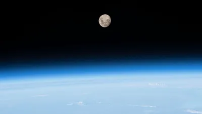 Ночник проектор космонавт на луне с подсветкой: 1 159 грн. - Освещение  Днепр на Olx