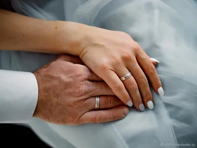 engagement ring, картинки обручальные кольца на руках, свадьба кольца на  руках, обручальное кольцо, фото рук за руку с обручальными кольцами,  свадебный, Свадебное агентство Москва