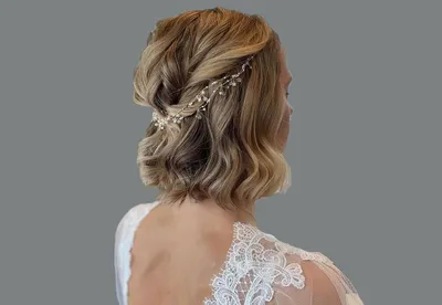 Прически на свадьбу | Укладка длинных волос, Свадебные прически, Укладка  вьющихся волос