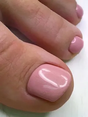 Лак для ногтей шеллака типового отображения женщины красный на ногтях  длинных Стоковое Фото - изображение насчитывающей косметика, кожа: 207760890