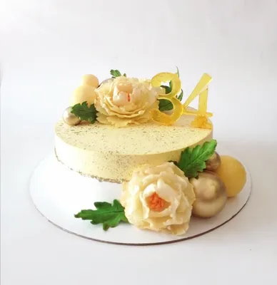 Торт «Сиреневый с живыми цветами на свадьбу» с доставкой СПб