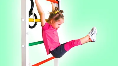 Зарядка для детей и малышей на шведской стенке - YouTube
