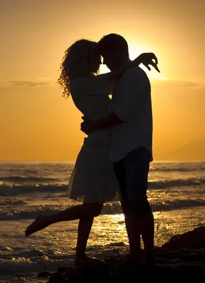 Картина влюбленной пары на берегу моря в интернет-магазине Ярмарка Мастеров  по цене 4950 ₽ – RDFT8RU | Картины, Ижевск - доставка по России